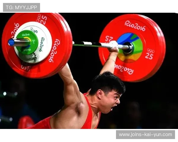 举重运动员携手反兴奋剂，共筑体育清朗未来